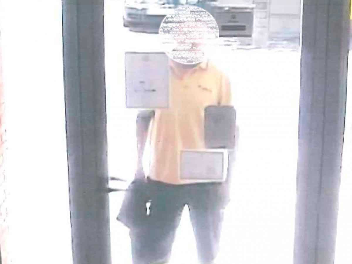 Imagen del atraco de Bormujos / AD