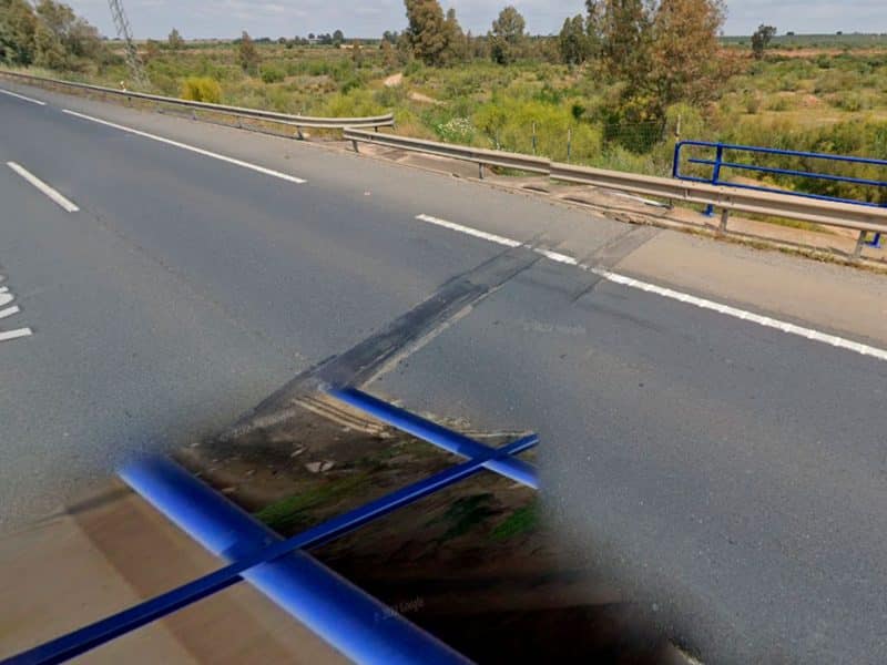 Imagen del Kilómetro 23 de la A-49 donde se ha producido el incendio / AD