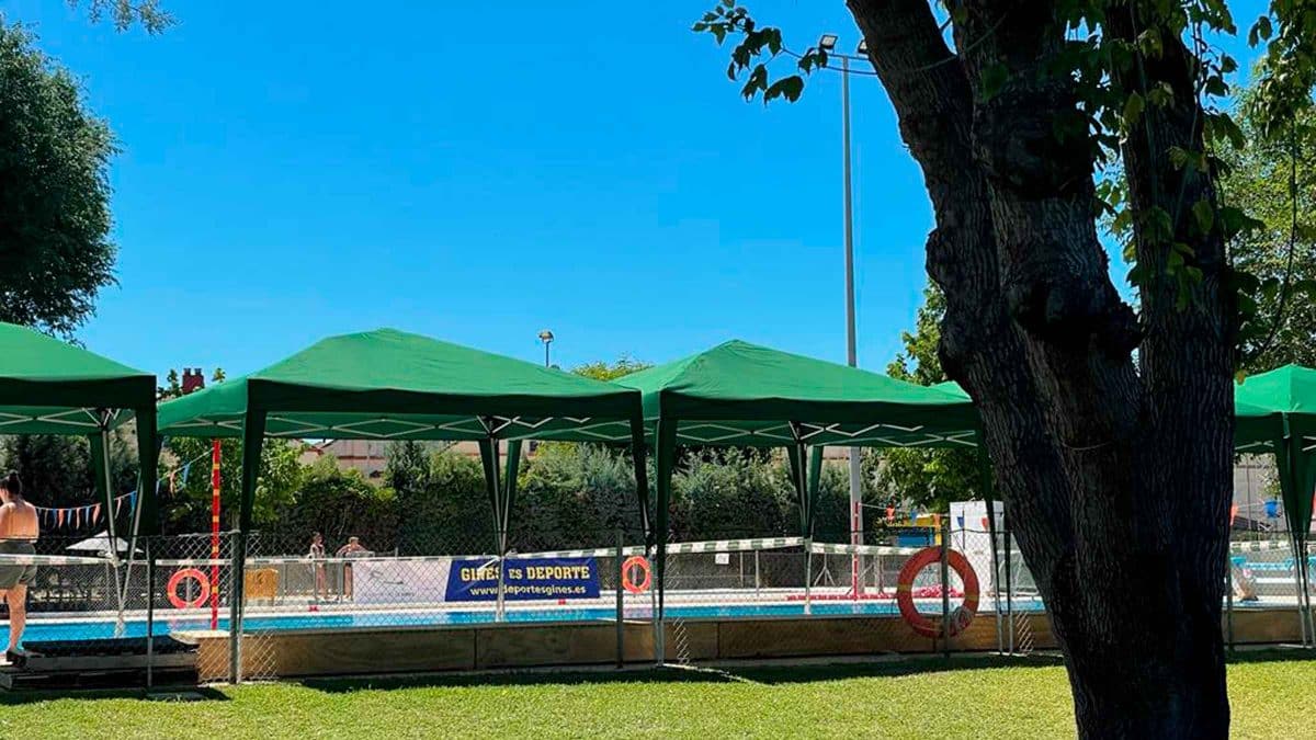 Piscina municipal de Gines / AD