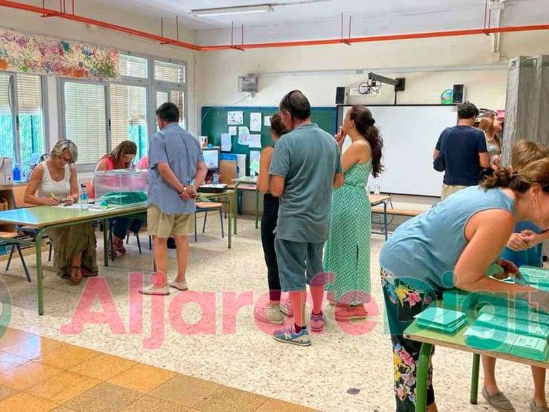 Imagen de un colegio electoral en Valencina de la Concepción donde ha ganado el PP, como en la mayoría de pueblos del Aljarafe / Clara Fajardo