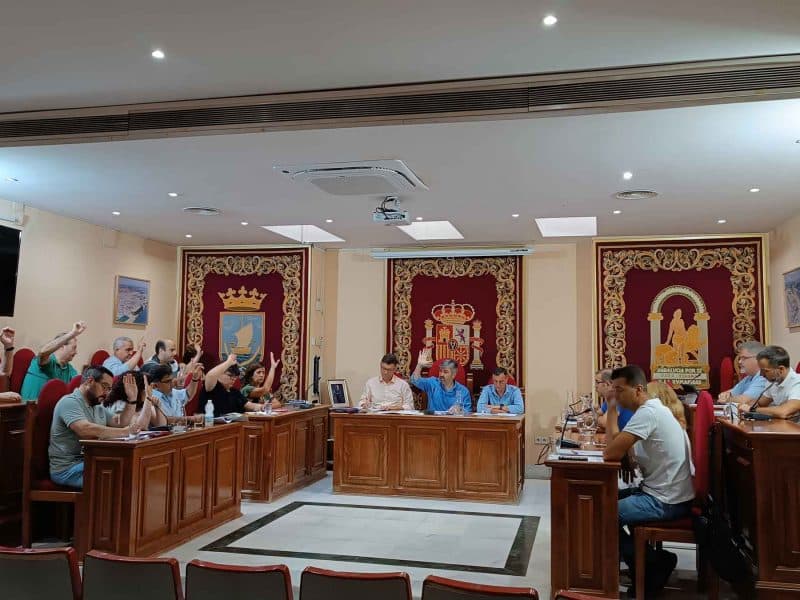 Pleno del Ayuntamiento de Coria del Río / AD