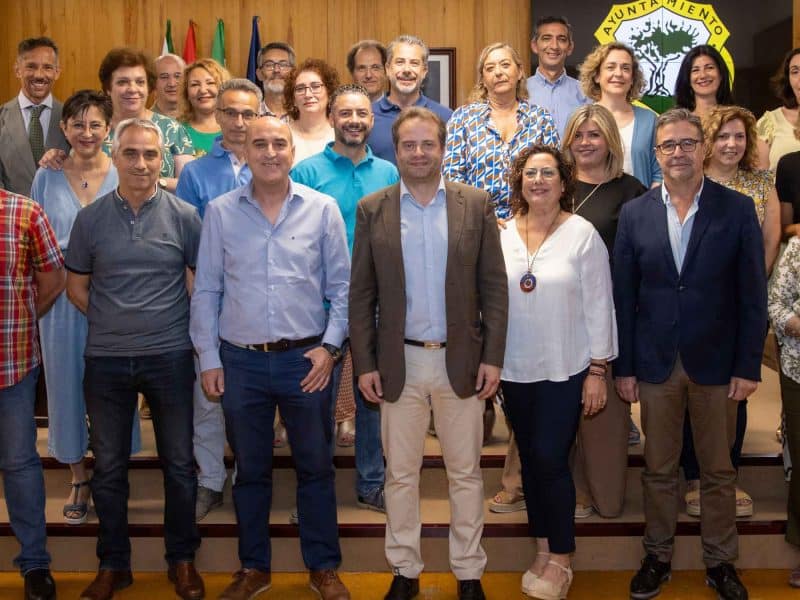 Estabilización de 21 funcionarios en el Ayuntamiento de Mairena del Aljarafe / AD