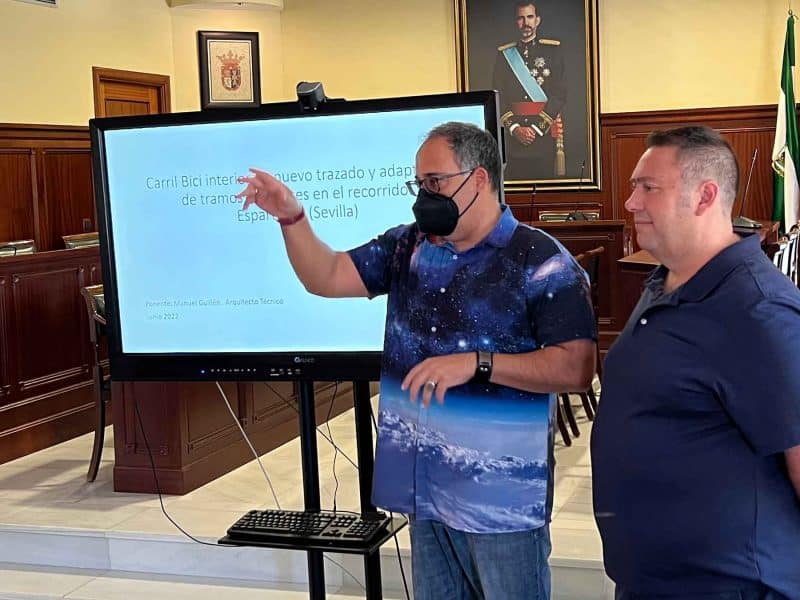 Presentación del proyecto de carril bici en Espartinas / AD