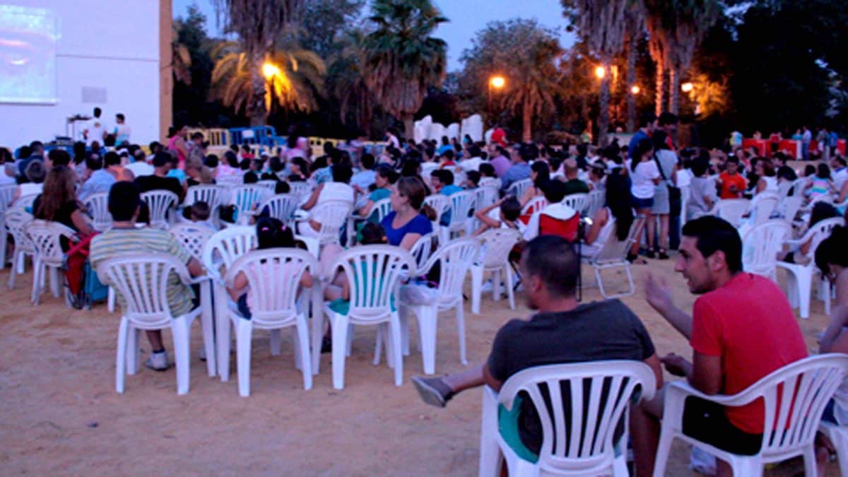 Imagen del Cine de Verano de San Juan de Aznalfarache / EMA-RTV