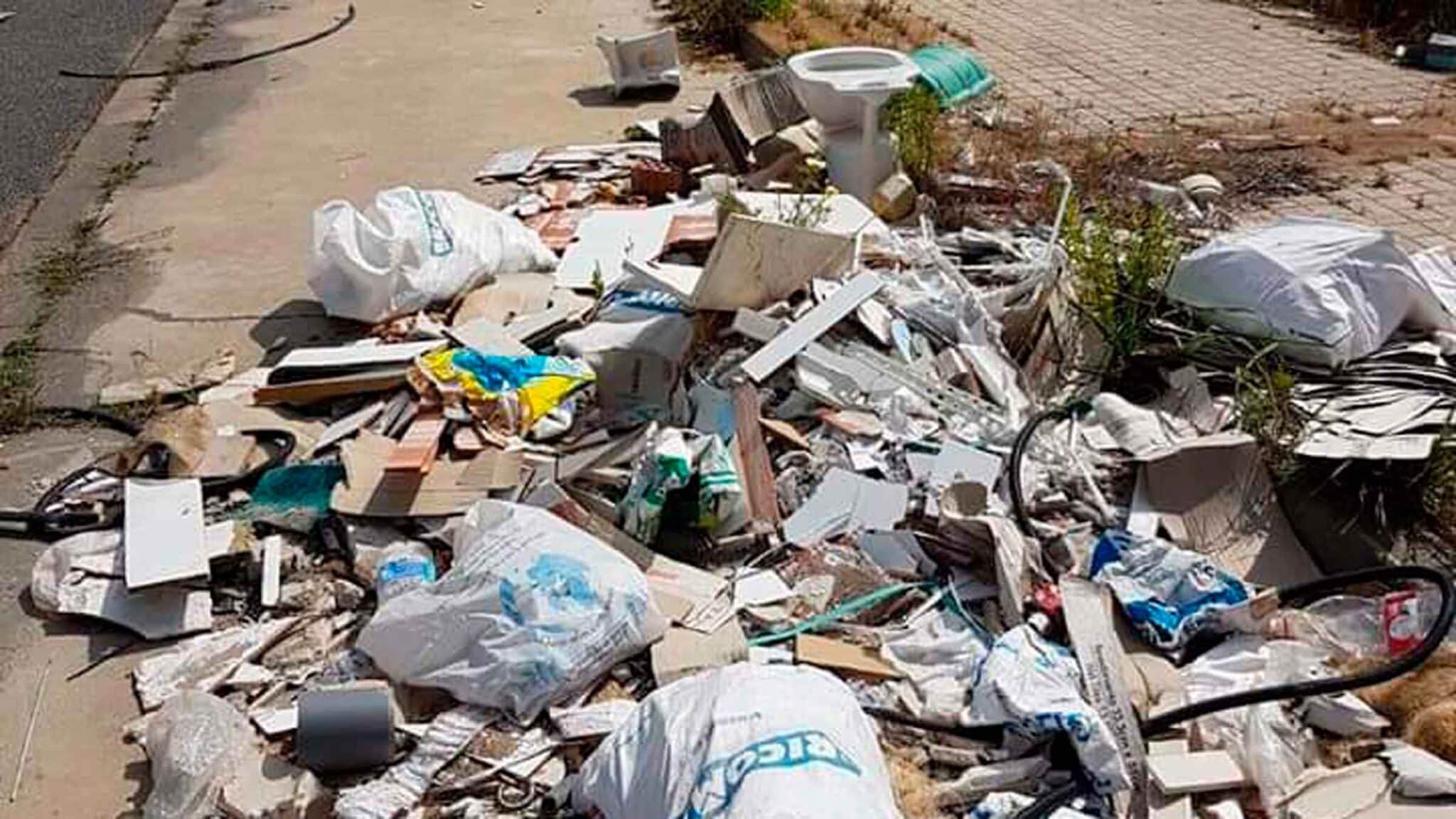 Imagen del deterioro que denuncian vecinos de Camas / AD