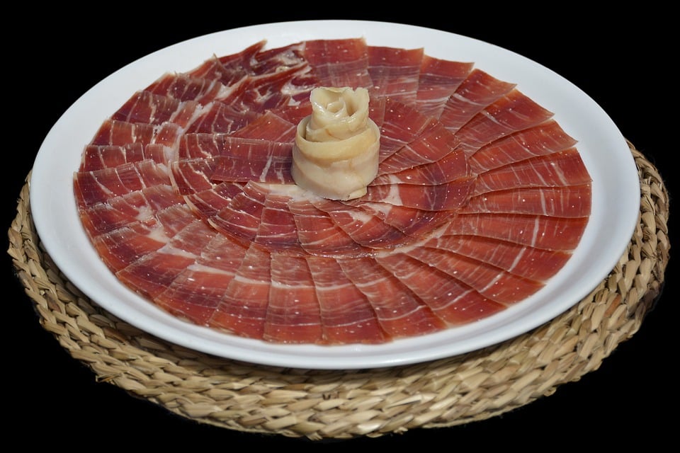 Imagen de una tapa de jamón / Pixabay