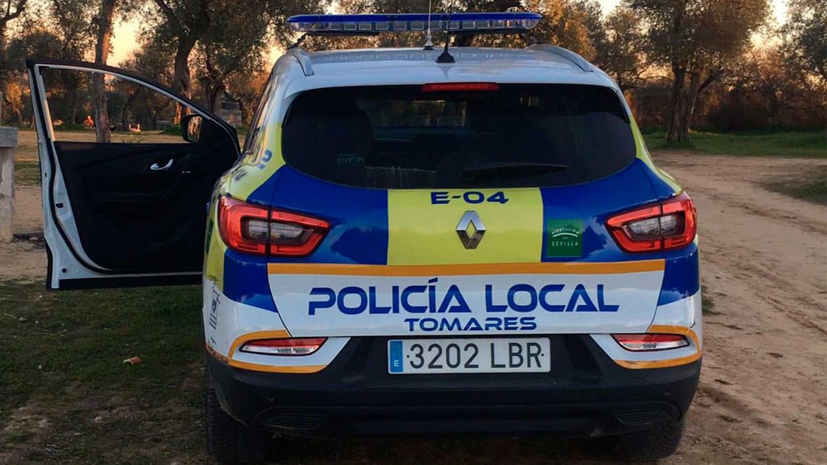 Coche de policía de Tomares