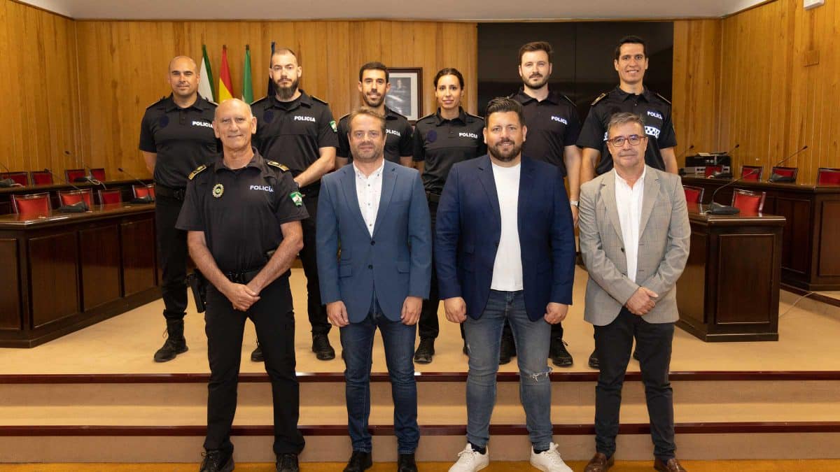 El alcalde, Antonio Conde, también estuvo presente en su toma de posesión