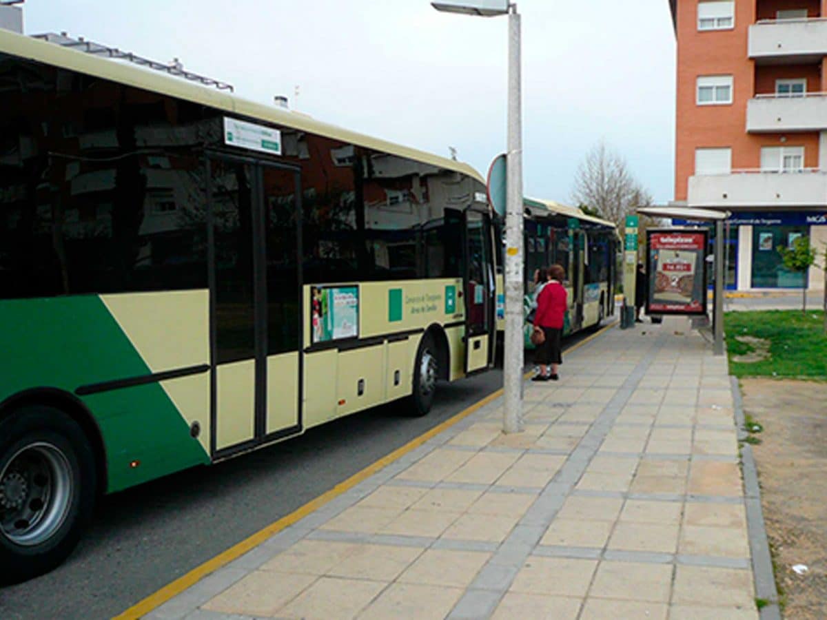 El 15 de mayo entrará en servicio el autobús lanzadera que conectará Bormujos con la parada del Metro.