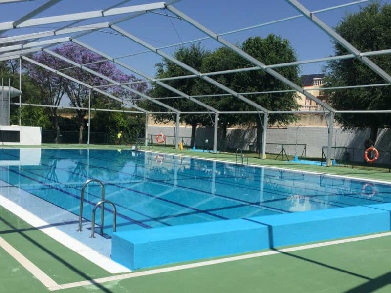 Piscina municipal de Valencina de la Concepción. Ayuntamiento de Valencina en Facebook