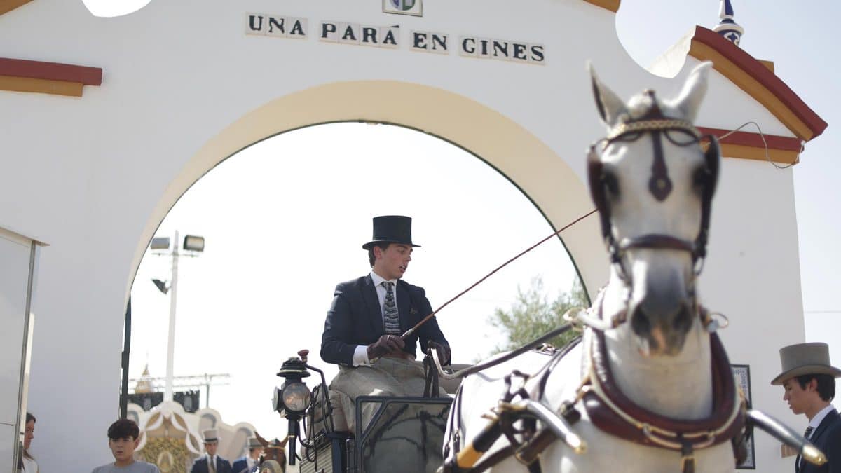 Imagen de la entrada al recinto de la Pará de Gines