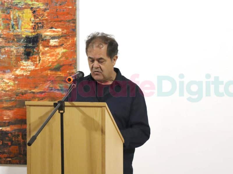 El artista Paco Lara-Barranco en la inauguración de «Ojo y camino»