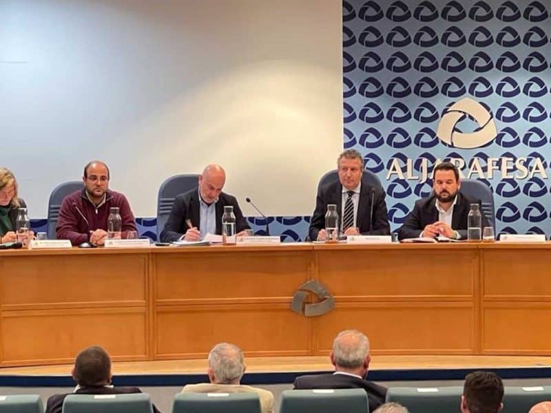 El equipo de gobierno de Aljarafesa en una reunión