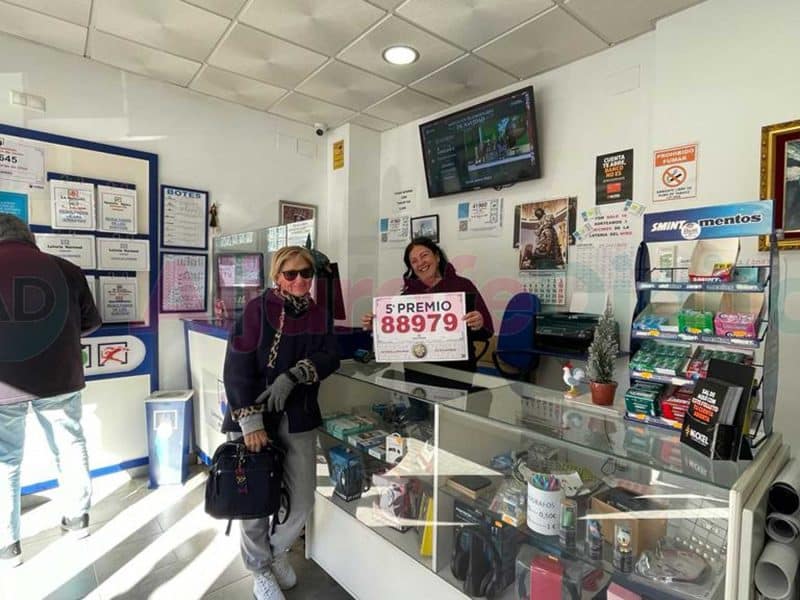 Número premiado en Gines / Clara Fajardo