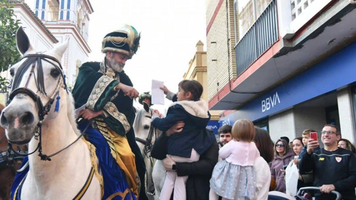 El Heraldo Real de Tomares en una Navidad anterior