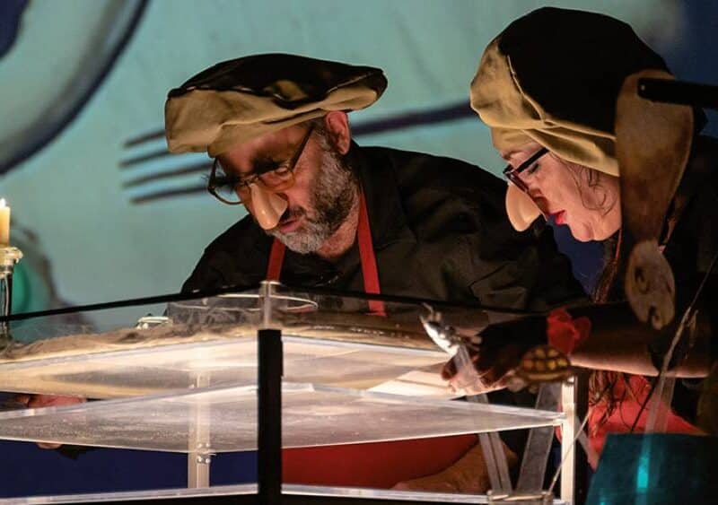 Obra de teatro "Arturo y Clementina" en Tomares