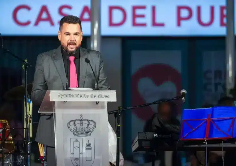 Archivo - El alcalde de Gines, Romualdo Garrido Sánchez - Francisco J. Olmo - Europa Press - Archivo