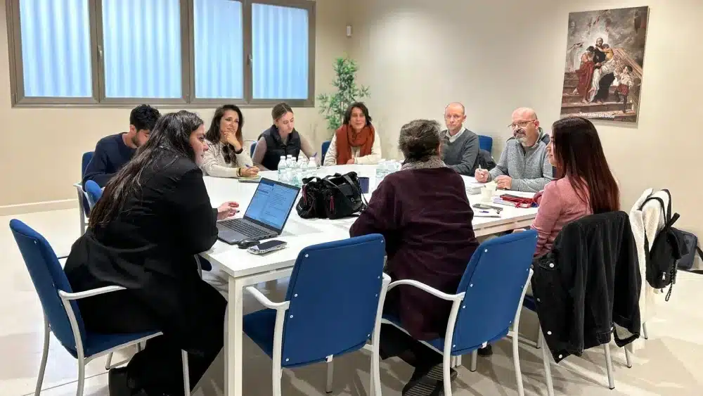 Mesa técnica sobre soledad no deseada en el Hospital San Juan de Dios. - HOSPITAL SAN JUAN DE DIOS