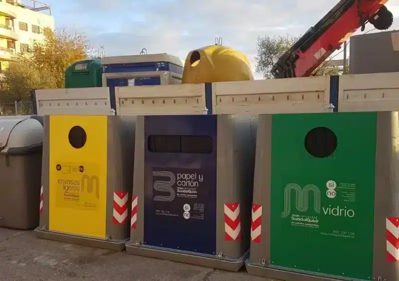 Imagen de recogida selectiva de residuos en Mairena del Aljarafe - AYUNTAMIENTO DE MAIRENA DEL ALJARAFE