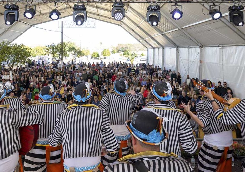 Actuación de Carnaval en Mairena. - Ayuntamiento de Mairena del Aljarafe