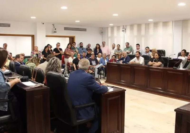 Dos ediles denuncian llamadas telefonicas
