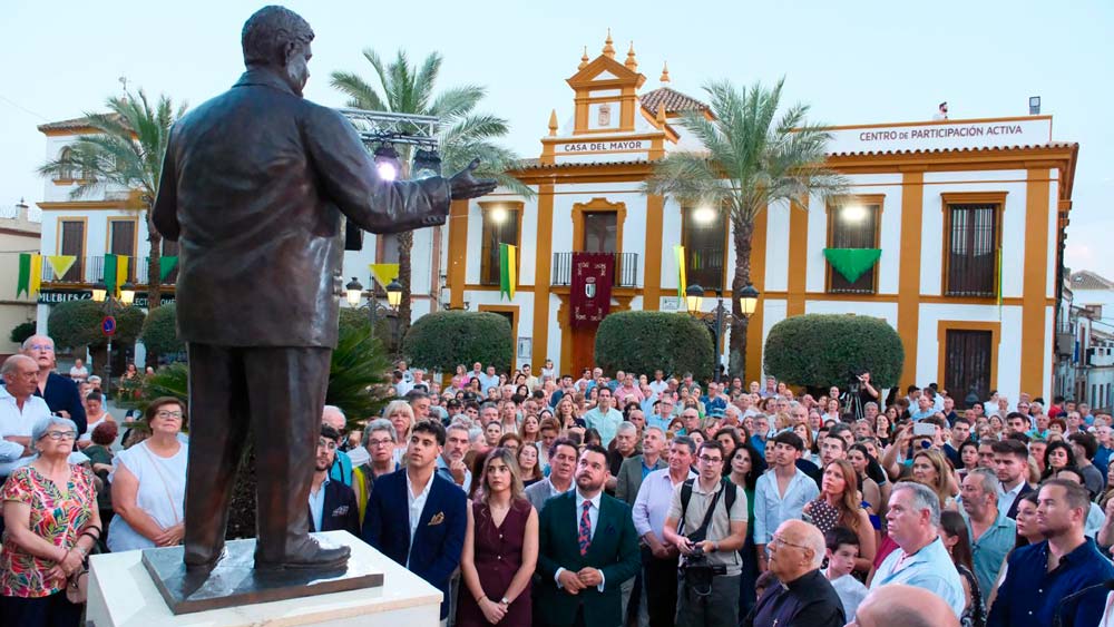 Estatua de El Mani