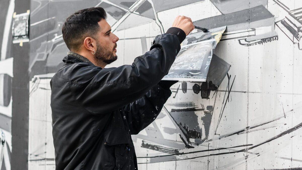El artista Pedro Almeida