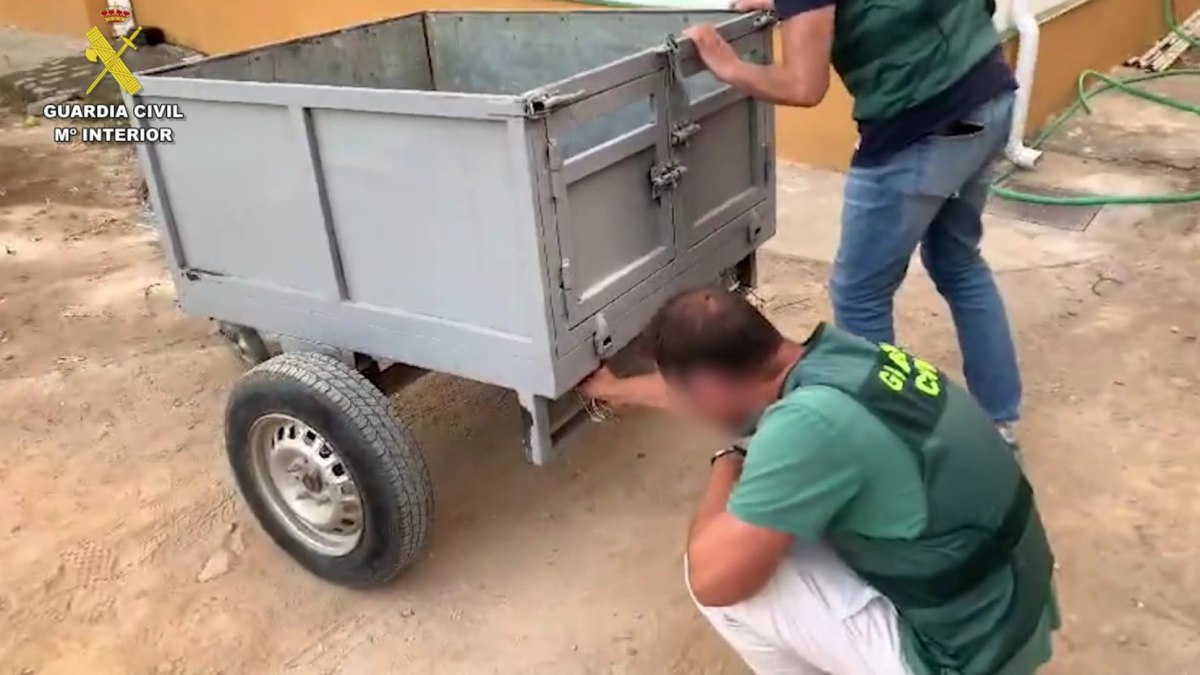 Detenida una pareja por robar en segundas residencias de Albaida y Sanlúcar La Mayor