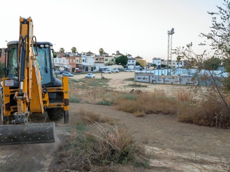 Mairena inicia las obras del aparcamiento junto al Francisco León