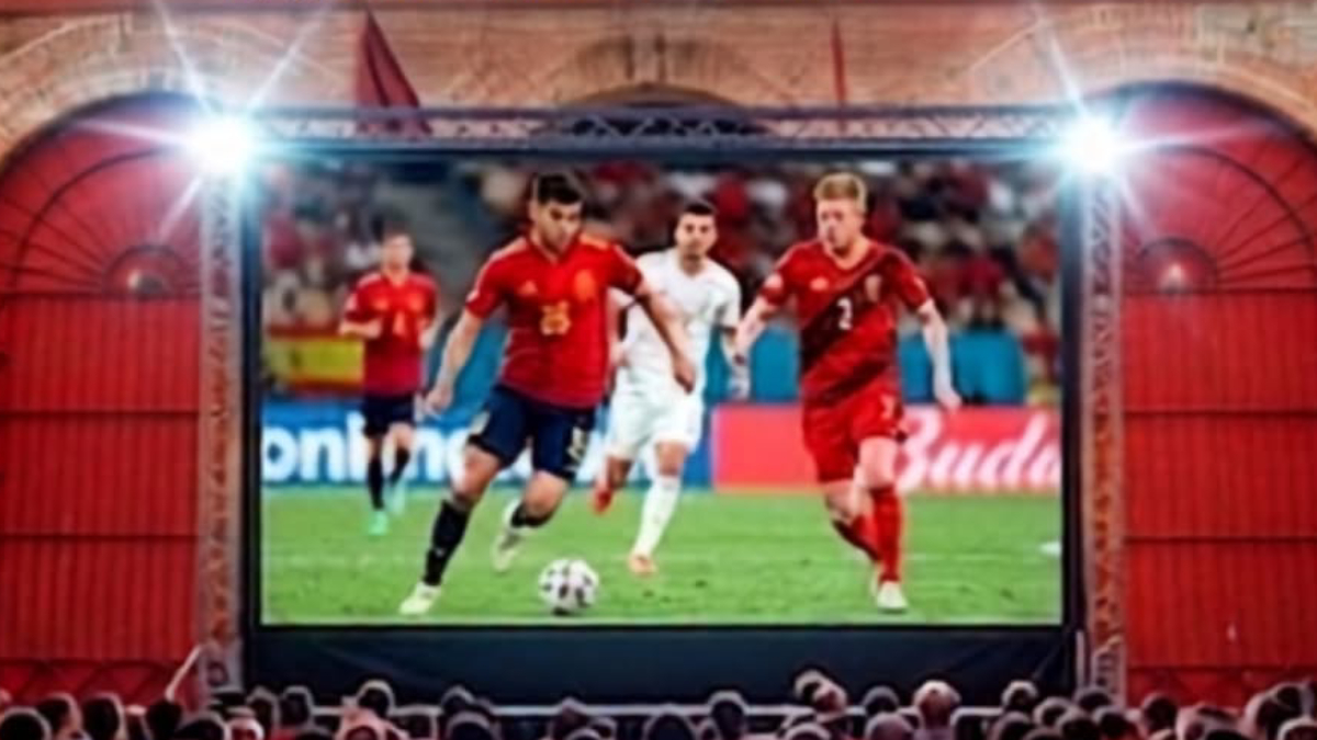Camas instala una gran pantalla para ver el decisivo partido entre España y Bélgica del Mundial